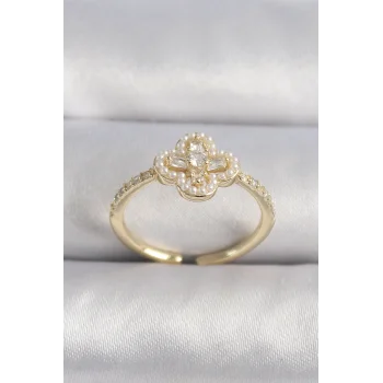 Pirinç Gold Renk Zirkon Taşlı Yonca Model İnci Detay Kadın Yüzük