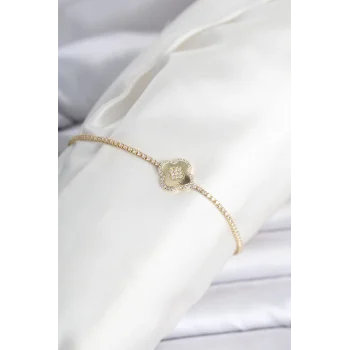 Pirinç Gold Renk Zirkon Taşlı Yonca Model Su Yolu Kadın Bileklik