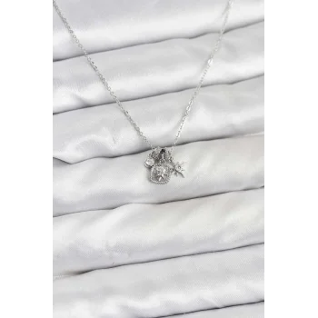 Pirinç Gümüş Renk Minimal Charmlı Kadın Kolye