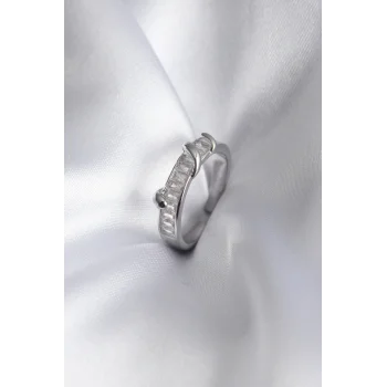 Pirinç Gümüş Renk Su Yolu Zirkon Taşlı Kadın Yüzük