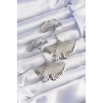 Pirinç Gümüş Renk Tırtıklı Yaprak Model Sallantılı Küpe