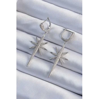 Pirinç Gümüş Renk Zirkon Taş Kaplama Kutup Yıldızı Tasarımlı Kadın Küpe