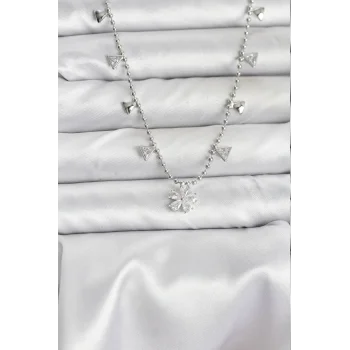 Pirinç Gümüş Renk Zirkon Taşlı Çiçek Model Kadın Kolye