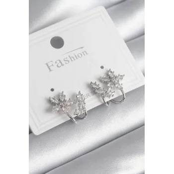 Pirinç Gümüş Renk Zirkon Taşlı Çiçek Model Kadın Küpe