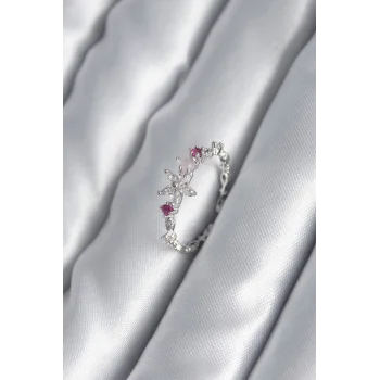 Pirinç Gümüş Renk Zirkon Taşlı Çiçek Model Pembe Zirkon Taş Detay Kadın Yüzük