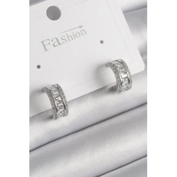 Pirinç Gümüş Renk Zirkon Taşlı Halka Model Kadın Küpe