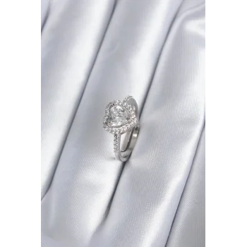 Pirinç Gümüş Renk Zirkon Taşlı Kalp Charm Model Kadın Yüzük