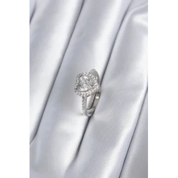 Pirinç Gümüş Renk Zirkon Taşlı Kalp Charm Model Kadın Yüzük