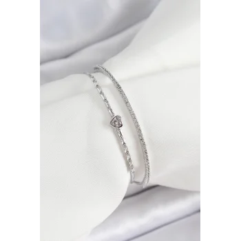 Pirinç Gümüş Renk Zirkon Taşlı Kalp Detaylı Kadın Bileklik