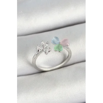 Pirinç Kalp Figürlü Zirkon Taşlı Gümüş Renk Ayarlanabilir Kadın Yüzük