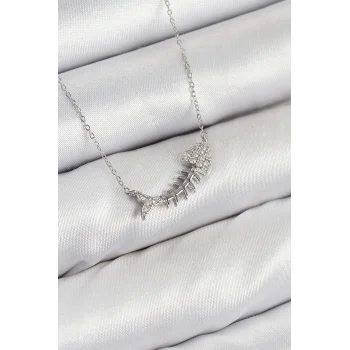 Pirinç Zirkon Taşlı Balık Kılçığı Model Gümüş Renk Kadın Kolye