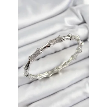 Pirinç Zirkon Taşlı Kemik Model Gümüş Renk Vip Kadın Bileklik