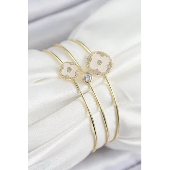 Pirinç Zirkon Taşlı Yonca Model Gold Renk Vip 3lü Kadın Bileklik