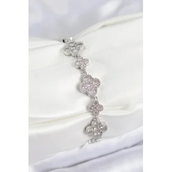 Pirinç Zirkon Taşlı Yonca Model Gümüş Renk VIP Seri Kadın Bileklik