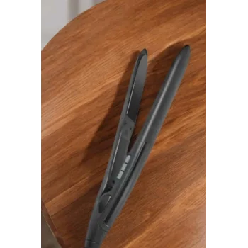 Saç Düzleştirici Led Ekranlı Isı Ayarlı Seramik Kaplama Profesyonel