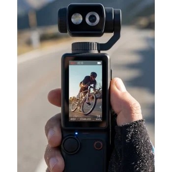 Taşınabilir 4K Vlog Kamera 2.0 IPS Ekran Ayarlanabilir Lens ve Stabil Çekim Özellikli