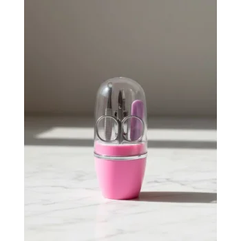 Tırnak Bakım Manikür Pedikür Seti 4 Parça Pembe Kompakt Taşınabilir Tasarım