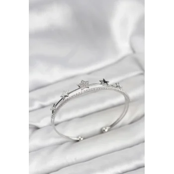 Yıldız Model Gümüş Renk Pirinç Kadın Bileklik