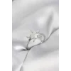 Gümüş Renk Yıldız Model Sedefli Zirkon Taşlı Kadın Yüzük