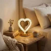 Kalp Şeklinde Kristal LED Masa Lambası – Dokunmatik, 3 Renk Işık Modlu, Şarjlı Mini Dekoratif Gece Lambası (5047)