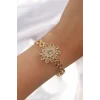 Pirinç Gold Renk İri Zirkon Taşlı Çiçek Figürlü Bileklik
