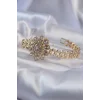 Pirinç Gold Renk İri Zirkon Taşlı Çiçek Figürlü Bileklik
