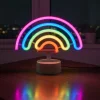 Plastik Gökkuşağı Neon LED Işık – Dekoratif Renkli Masaüstü ve Ambiyans Aydınlatması (5047)