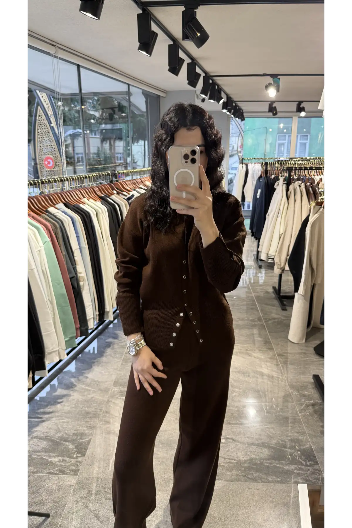 Kahverengi Triko Takım