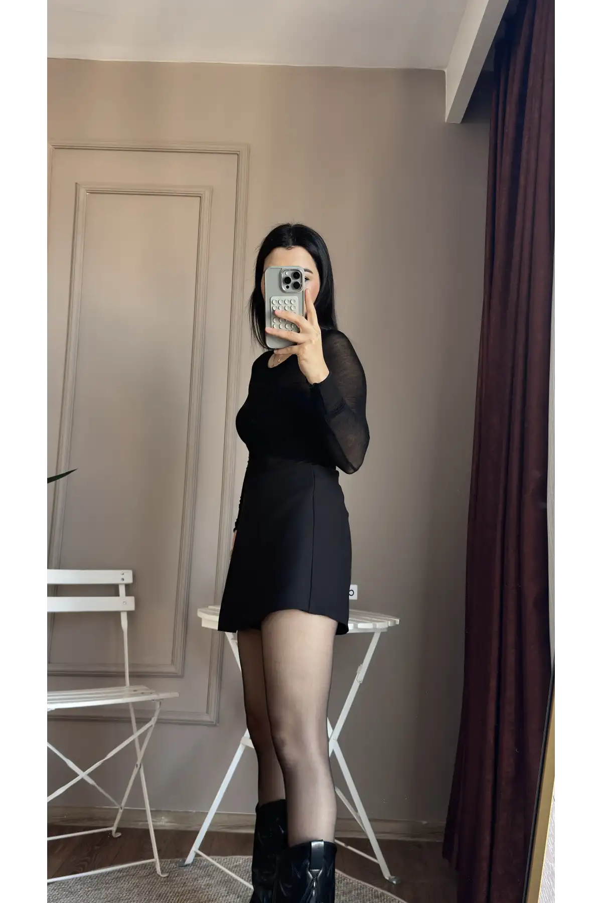 Zincir Detaylı Kumaş Siyah Şort Etek