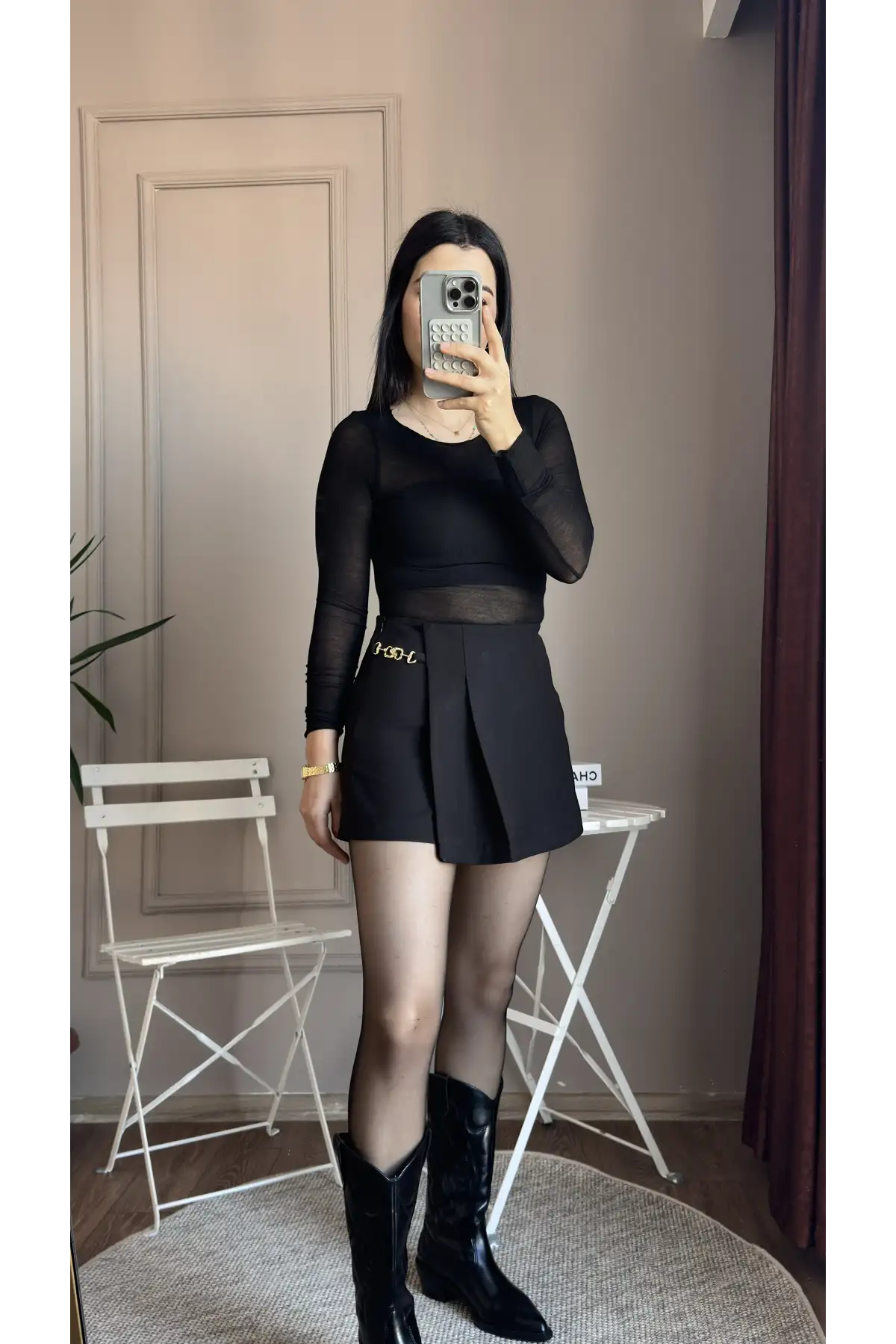 Zincir Detaylı Kumaş Siyah Şort Etek