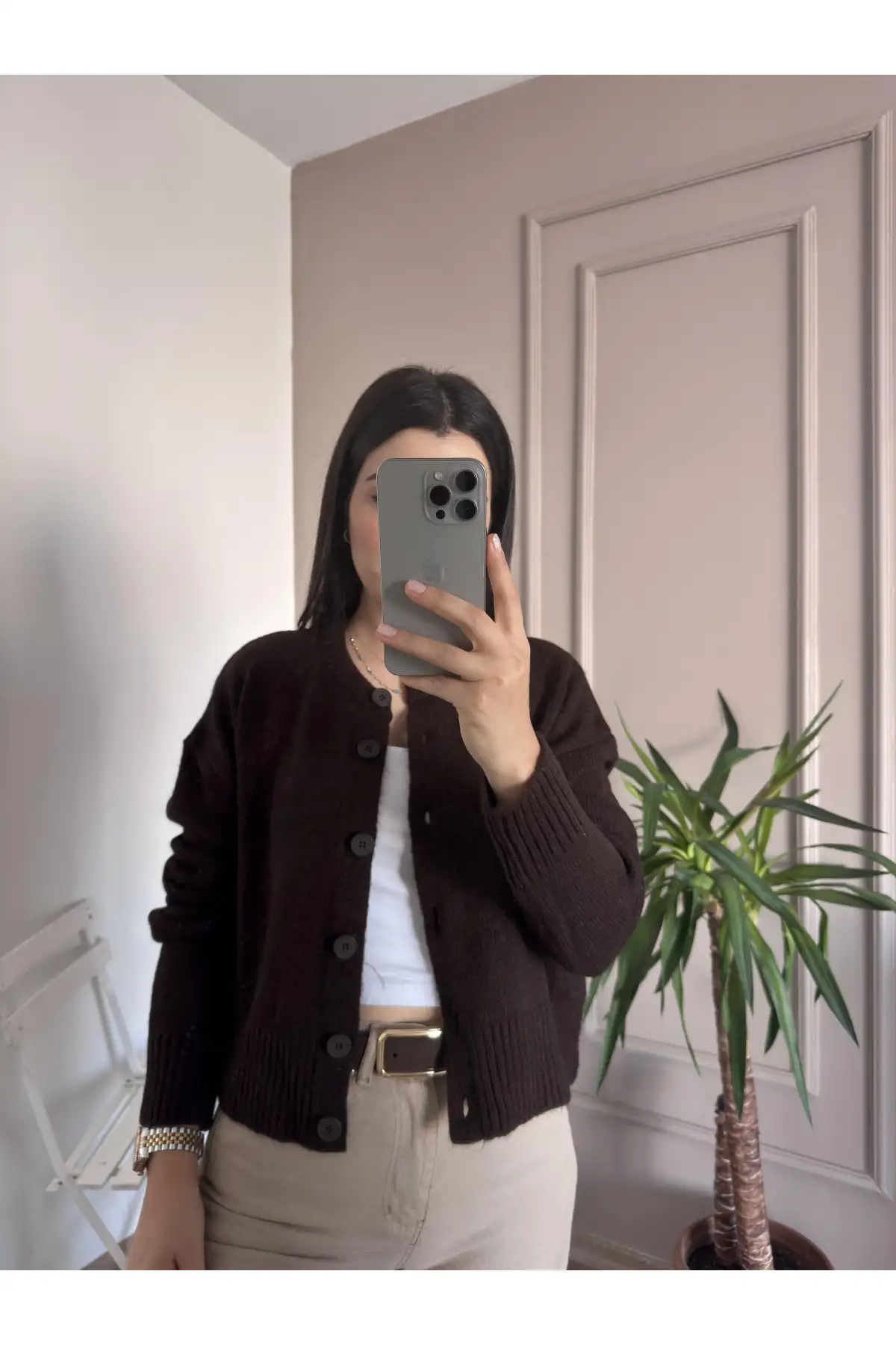 Yandan Yırtmaçlı Düğmeli Kahverengi Triko Hırka