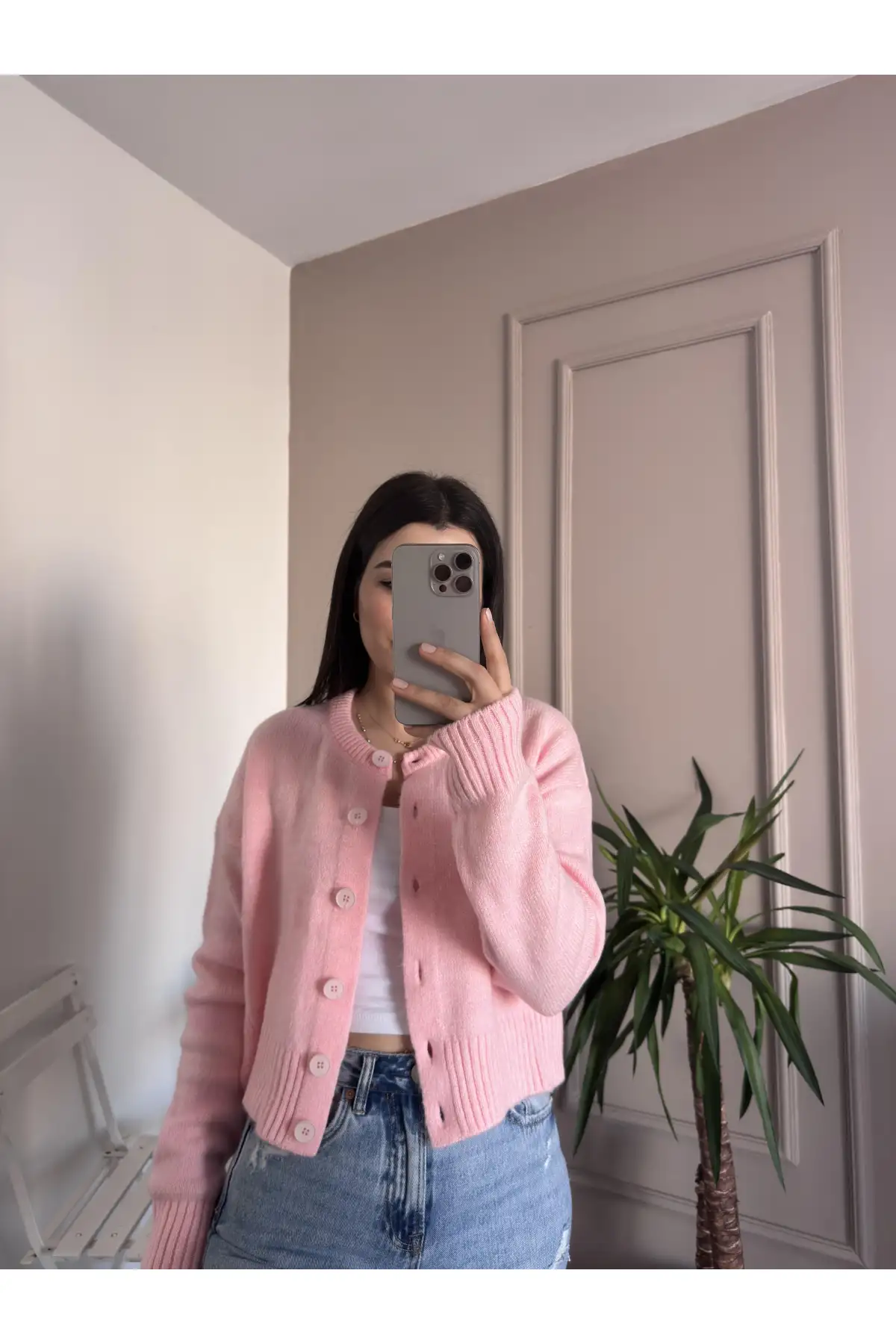 Yandan Yırtmaçlı Düğmeli Pembe Triko Hırka