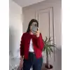 Düğmeli Yumoş Kırmızı Triko Hırka