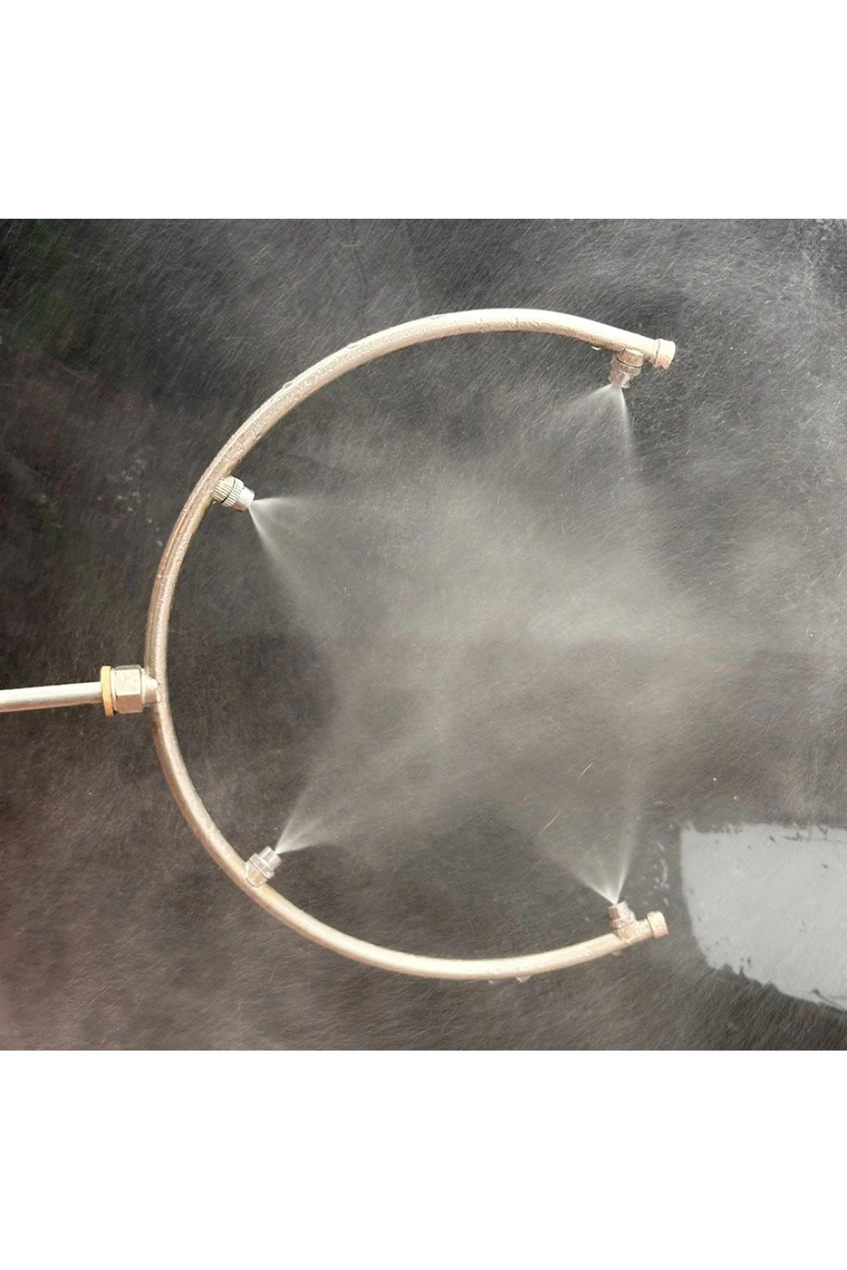 Basınçlı Akülü Mekanik İlaçlama 4 Delikli C Tip İlaçlama Aparatı