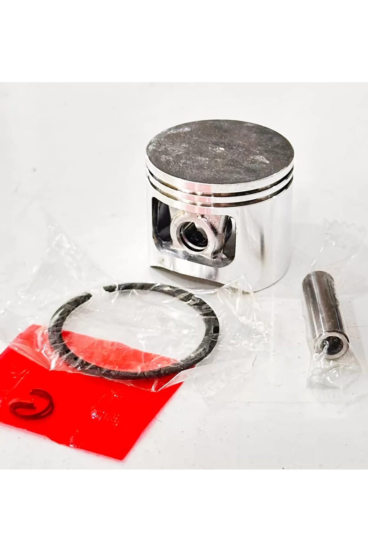 Ferrino 4010 Motorlu Testere Piston Takımı 41Mm