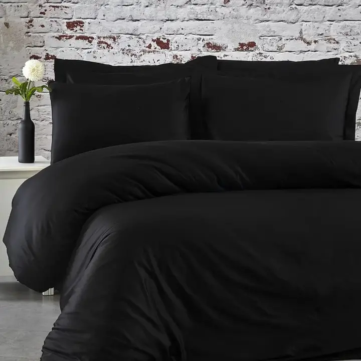 Tek Kişilik Nevresim Takımı – Lastikli Çarşaflı 120x200 cm (+37 cm) – %100 Pamuk | 2 Yastıklı - Siyah