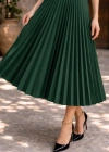 Kadın 90 Cm Saten Kumaş Pliseli Midi Etek Şık ve Zarif Tasarım - Çağla Yeşili