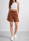 Kadın Dokuma otoban Şort Beli Lastikli Bağcıklı Cepli Kesim Şort - Kahverengi