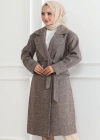 Kadın Kaşe Kaban Uzun Boy Kruvaze Yaka Kuşaklı Tesettür Kaşe Kaban Astarlı Yünlü - Vizon