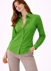 Kadın Uzun Kollu Gömlek Düğmeli Klasik Yaka Günlük ve Ofis Şıklığına uygun - Yeşil