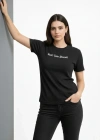 Kadın Wafıl Kumaş Tişört Regular Kalıp Bisiklet Yaka Baskılı Günlük Basic T-Shirt - Siyah