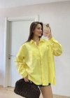 Poplin Kadın Yakalı Yandan Yırtmaçlı Arka Pens Detaylı Gömlek - Sarı