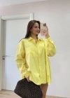 Poplin Kadın Yakalı Yandan Yırtmaçlı Arka Pens Detaylı Gömlek - Sarı