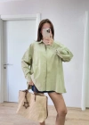Poplin Kadın Yakalı Yandan Yırtmaçlı Arka Pens Detaylı Gömlek - Yeşil