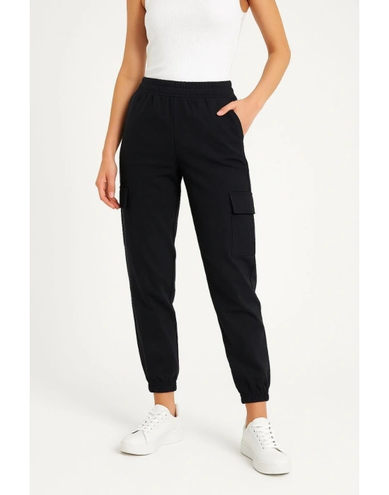 Kadın Siyah Jogger Eşofman Altı Kalıp Kargo Cepli Lastikli Paça Spor Pantolon - Siyah