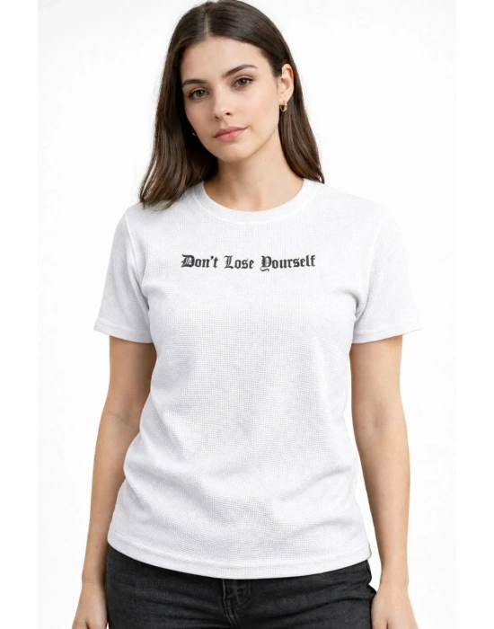 Kadın Wafıl Kumaş Tişört Regular Kalıp Bisiklet Yaka Baskılı Günlük Basic T-Shirt - Beyaz