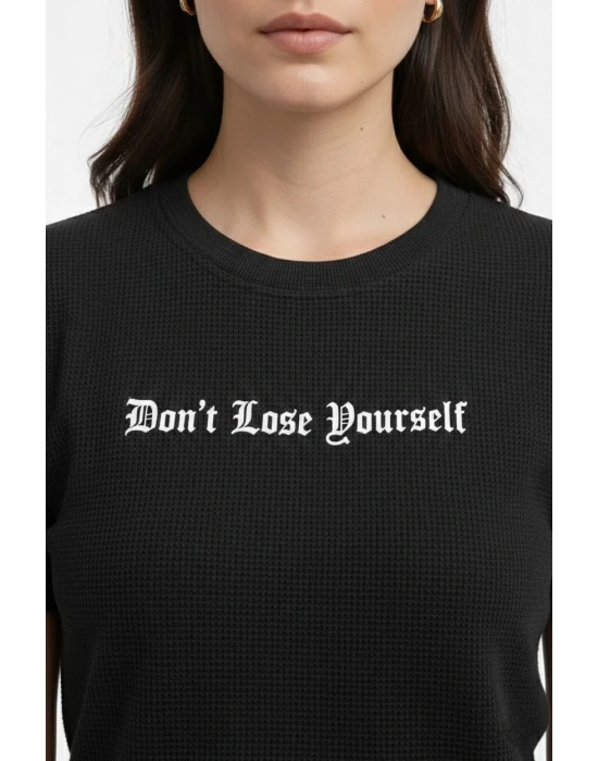 Kadın Wafıl Kumaş Tişört Regular Kalıp Bisiklet Yaka Baskılı Günlük Basic T-Shirt - Siyah