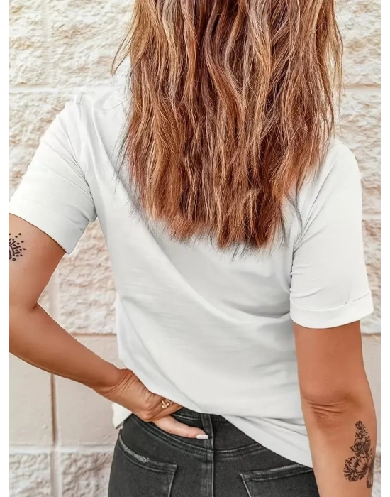 Kadınlar için Leopar Kalp Baskılı Tişört - Beyaz