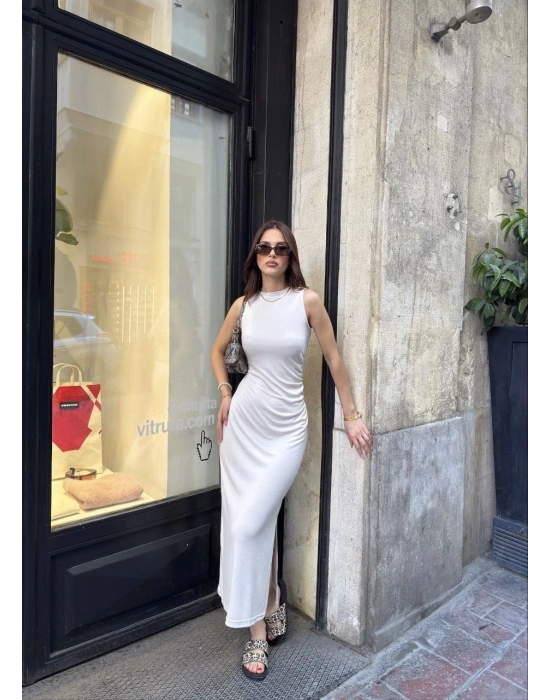 Osy Modal Yumuşak Dokulu Kumaş Bisiklet Yaka Sıfır Kolsuz Yırtmaçlı Uzun Elbise - Beyaz