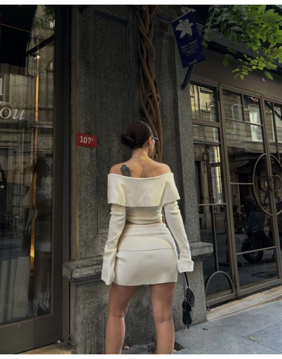 Straplez , Madonna , Carmen Yaka Croplu Mini Etekli ikili Takım Triko - Beyaz